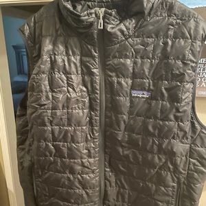 Patagonia down vest used Sz L